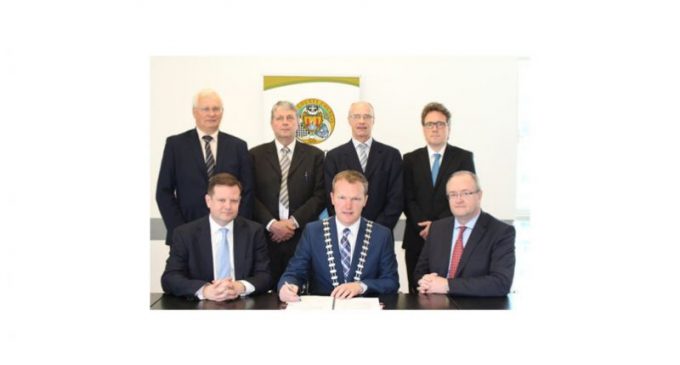 Atkins signs contracts for Carrigaline Western Relief Road