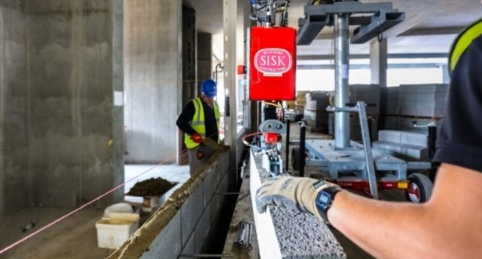Sisk Becomes First in Europe to Introduce Lifting Robotics to Site